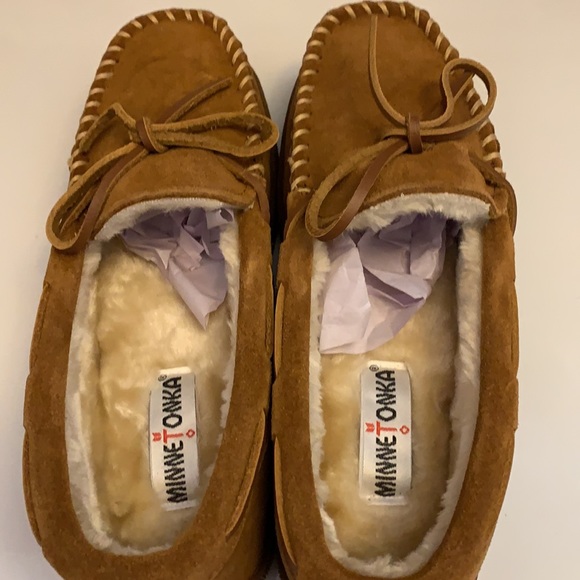 Minnetonka slippers - Picture 5 of 5